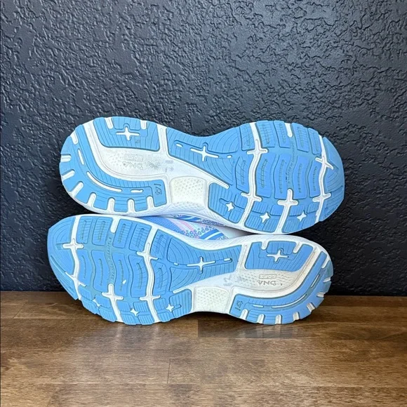 Brooks Ghost Women's Athletic Shoes Size 9.5 - Picture 6 of 7